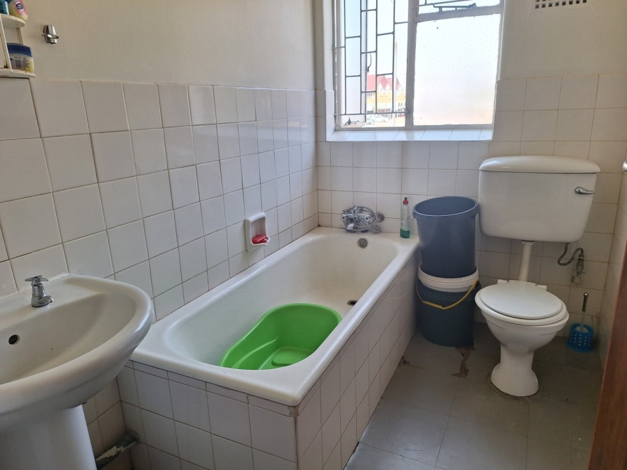 2 Bedroom Property for Sale in Potchefstroom North West